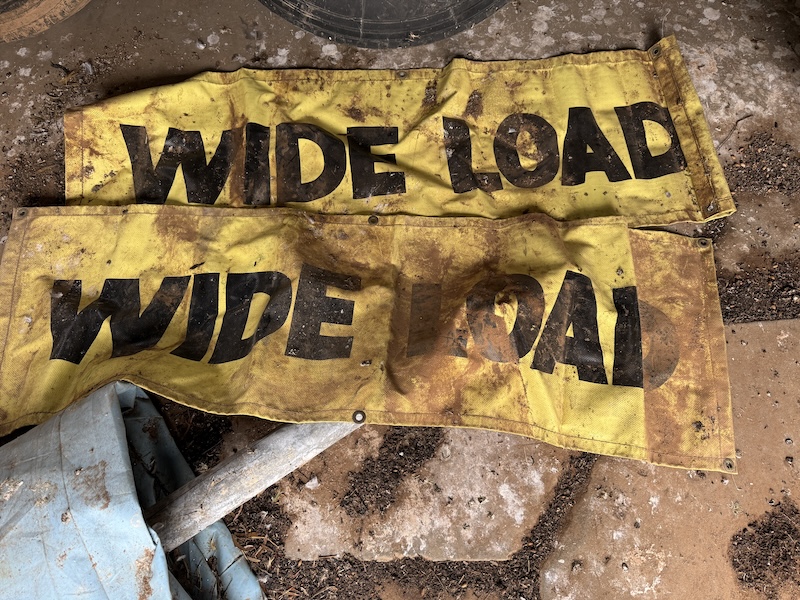 048 100 Wide Load vinyl signs