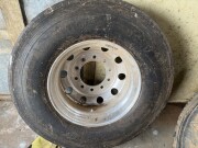 076 114 Tyre with pattern 10 hole rim Firestone