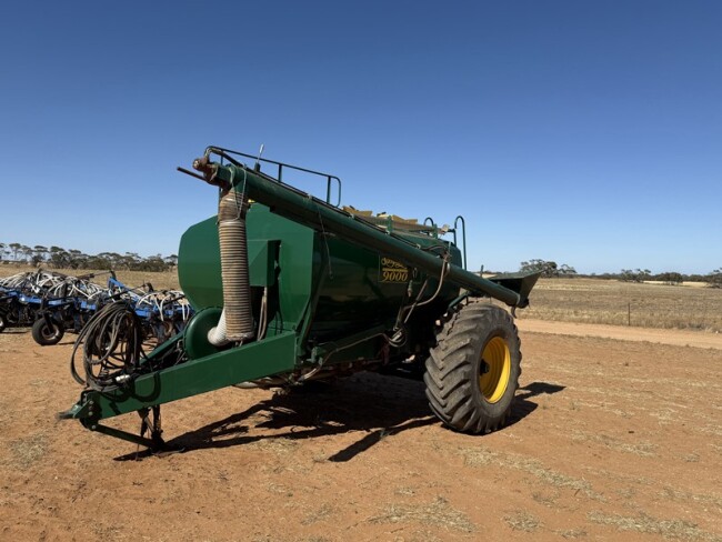 6b Simplicity 9000 air seeder cart 9