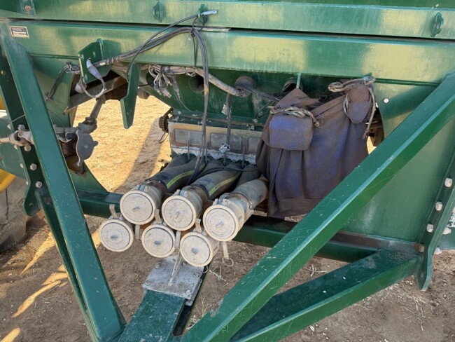 6h Simplicity 9000 air seeder cart 8