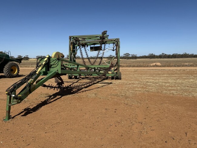 10a Kelly 60 prickle chain 2