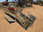 28a Combi Clamp sheep handler 8