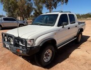 36 Hilux Ute