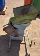 68 Dry Pickle Applicator 1