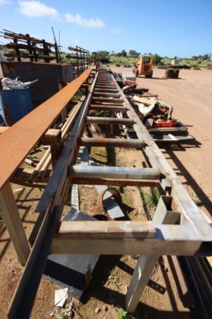 Lot 15 B