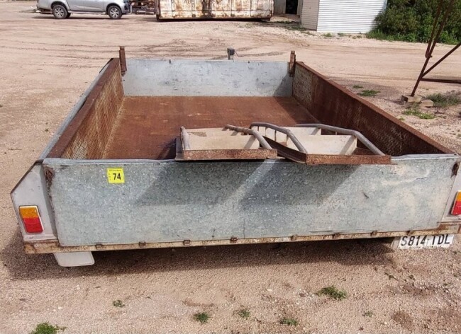 Lot 74 A