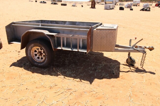 87a Sandalwood Cawthorne