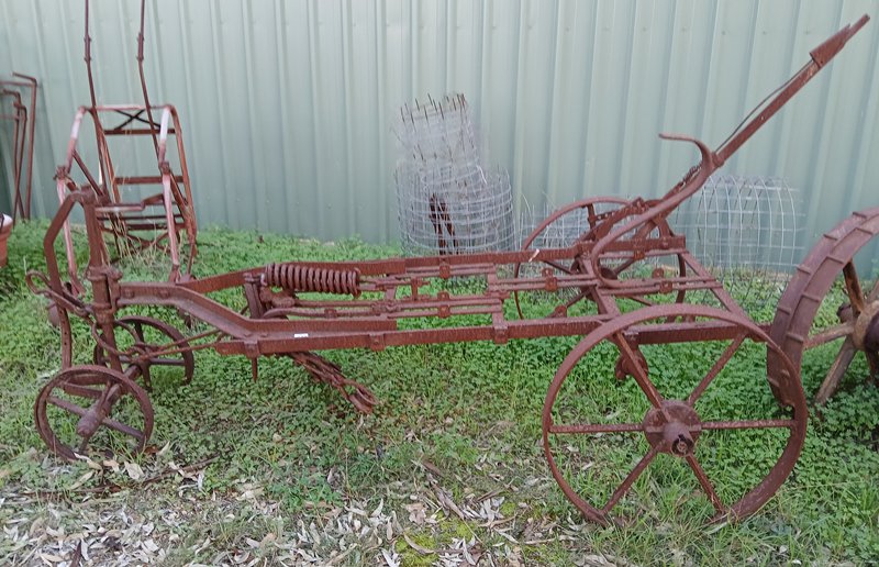 233