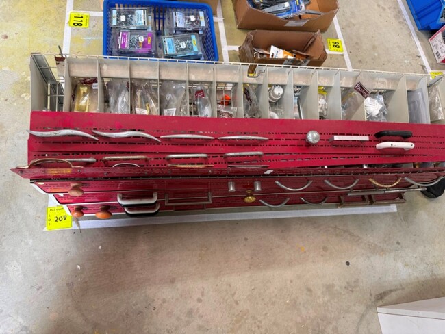 Lot 208