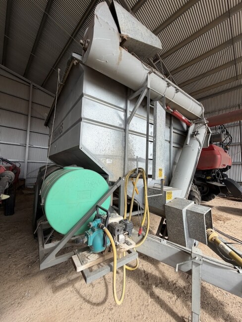 002c Venning Chaser Bin 3