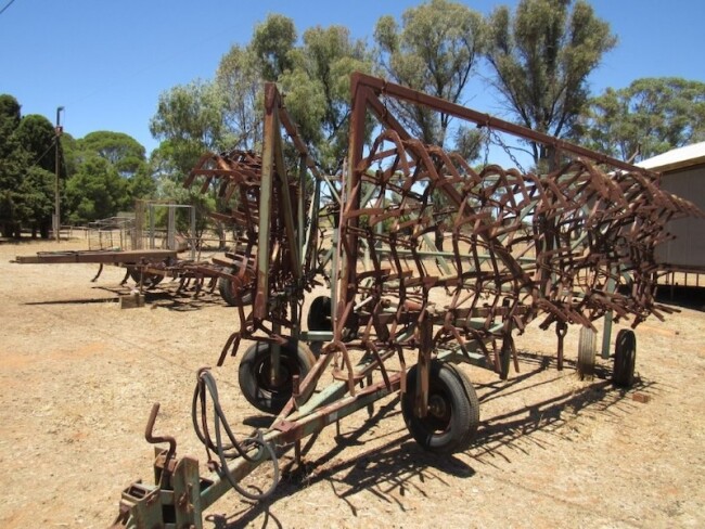 06. John Shearer Harrow Bar Harrows