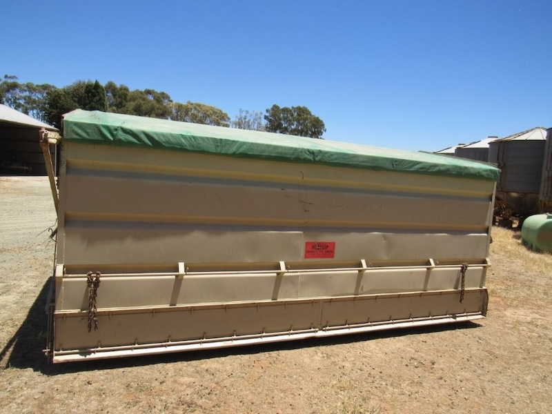 14. Heaslip Side Delivery Truck Bin