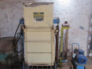 23. BHB Auto Light Wool Press