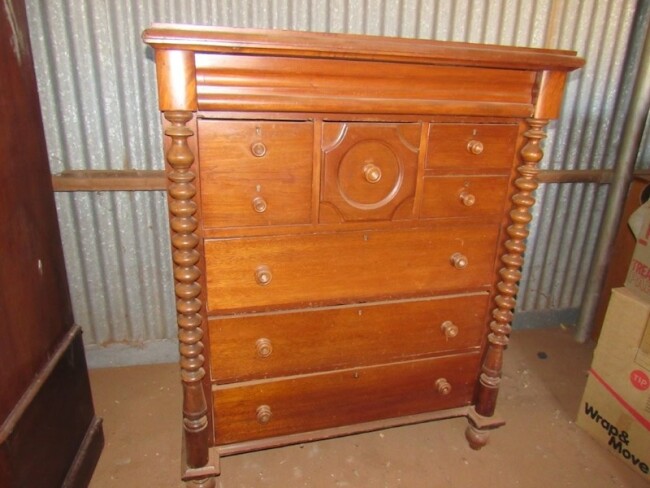 73b. Chest Drawers