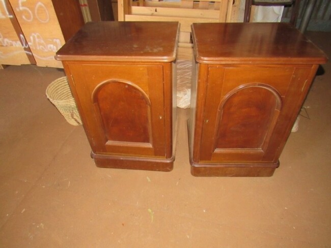 73i. Side Tables