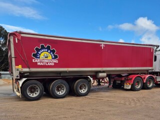 Tipper 1