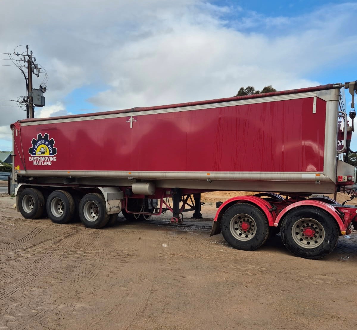 Tipper 2