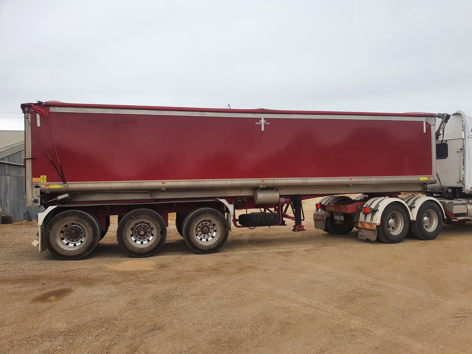 Tipper 4