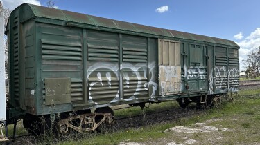 FE30EA00 AF01 4EAD AE5F 14CF666EAA74