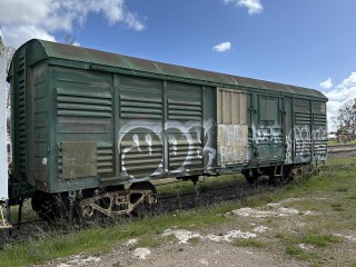 FE30EA00 AF01 4EAD AE5F 14CF666EAA74