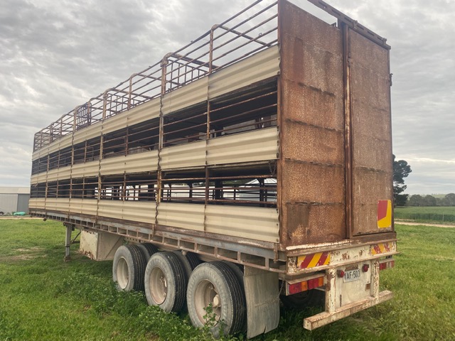 Trailer