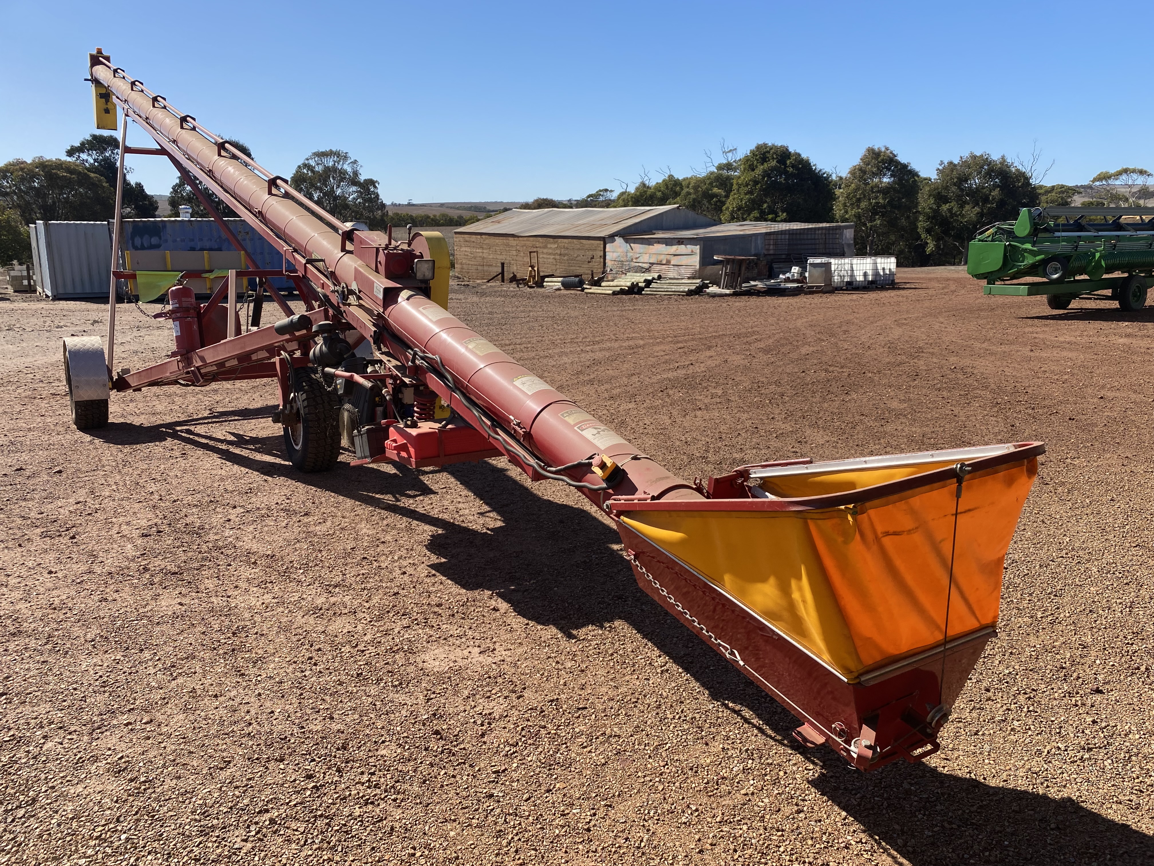 E8BD81FC B39A 4B1F A825 A40A1843B7F9