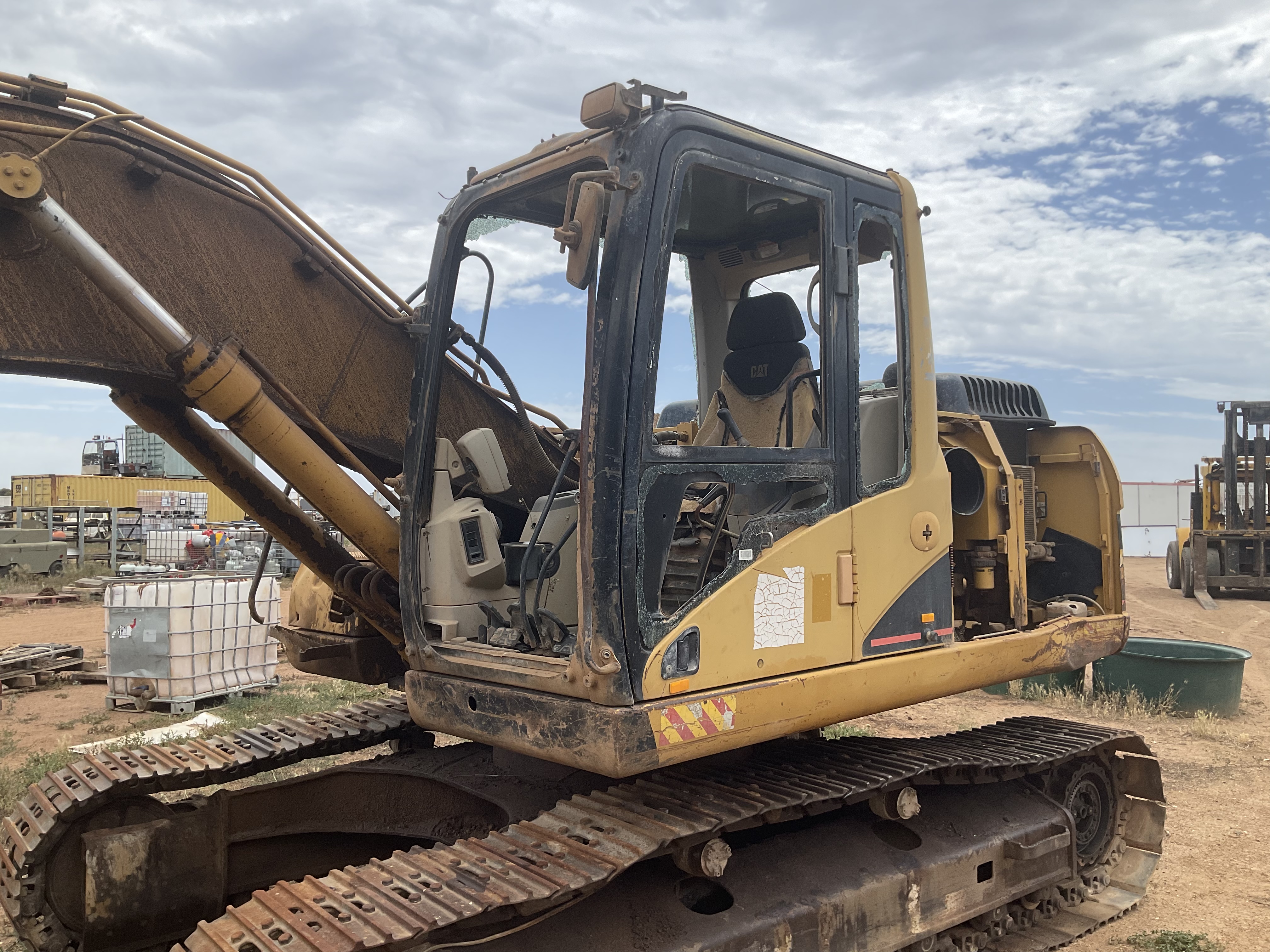 9405AB9D 1056 4E29 B1BD F08DA5343048